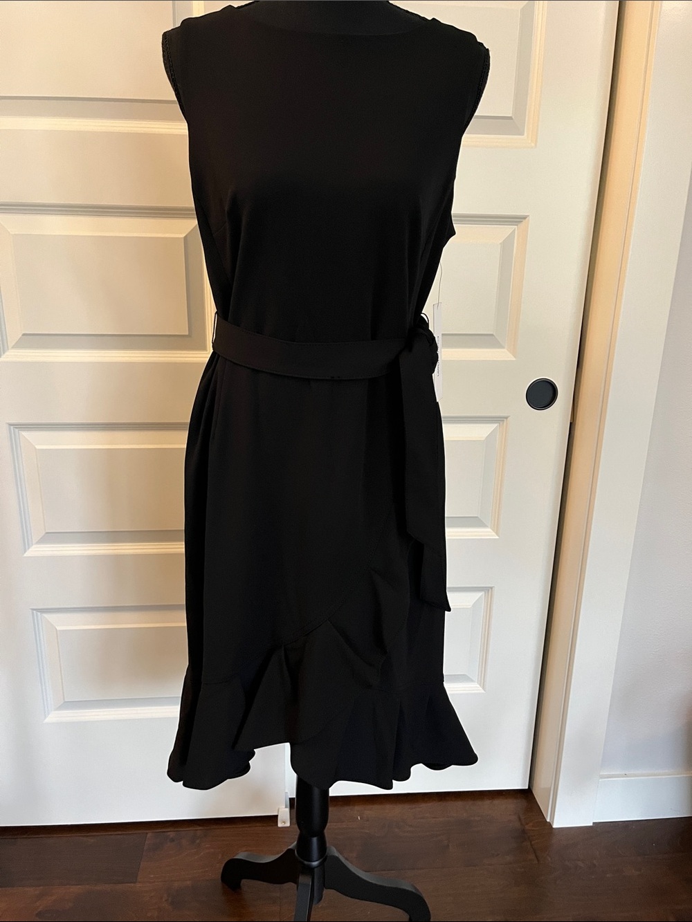 Calvin Klein Sleeveless Black Midi Dress with Waist Tie